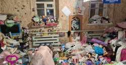 Дети сами позвонили в полицию: в Днепре 5 малышей жили среди гор мусора и объедков - рис. 2