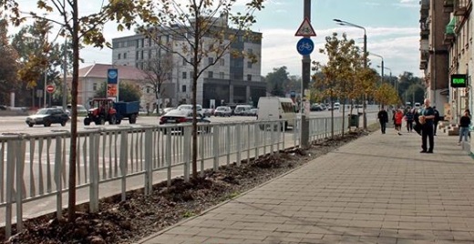 Забор и хаотичная парковка: проблемы реконструкции улицы Курчатова в Днепре - рис. 6
