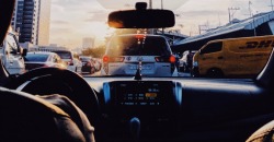 В Днепре на Новом мосту произошло ДТП: образовалась огромная пробка - рис. 10
