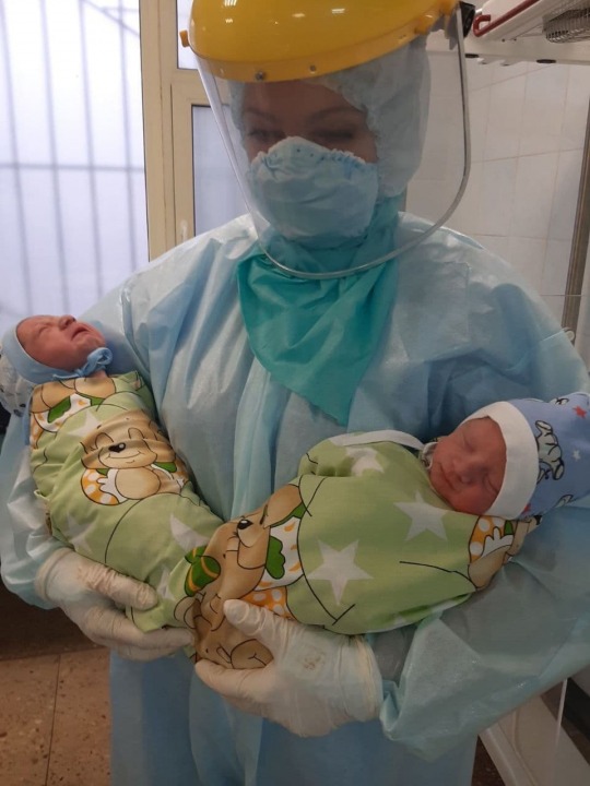 В Днепре женщина с COVID-19 родила двух здоровых младенцев - рис. 1