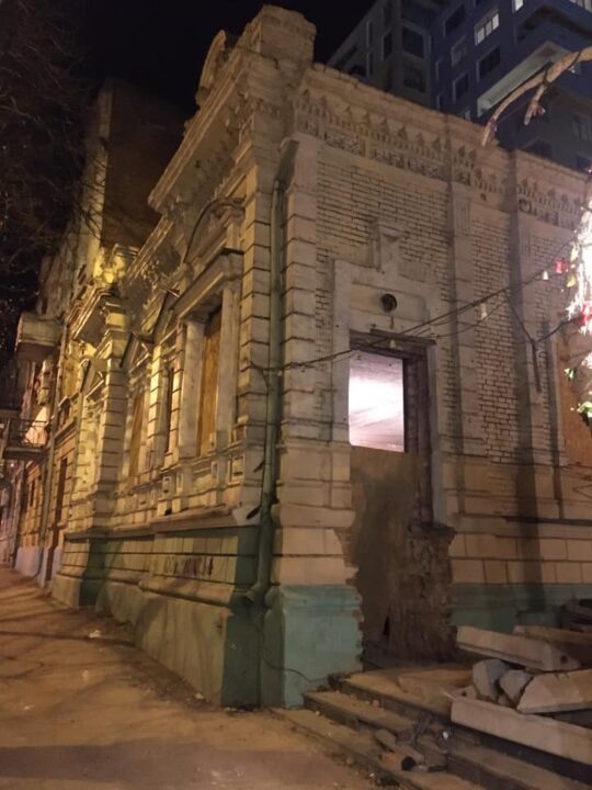 В центре Днепра незаконно реконструируют памятник архитектуры: делом занялась СБУ - рис. 1