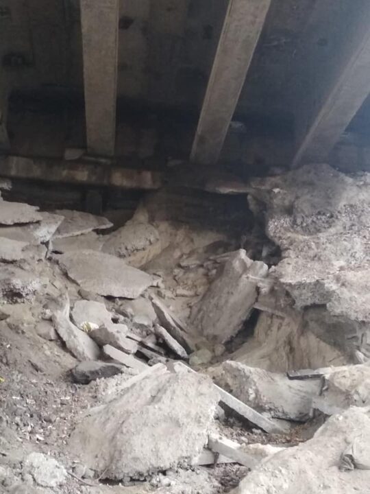 Покрылся трещинами: В Днепре разрушается мост, соединяющий ж/м Тополь-2 и 12-й Квартал - рис. 5
