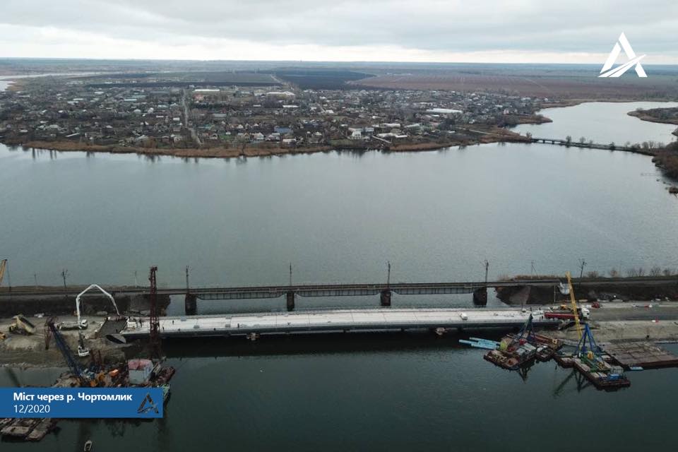 Под Никополем завершили реконструкцию моста через Чертомлык - рис. 2