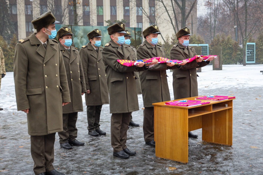 Как в США: в Днепре прошел уникальный церемониал в память о погибших защитниках - рис. 6