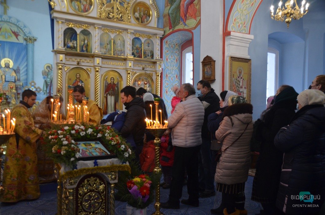 Детки из села Китайгород получили сладкие подарки ко Дню Святого Николая - рис. 28