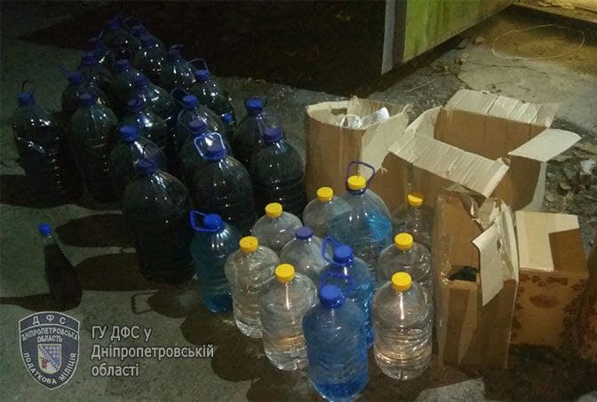 На Днепропетровщине "предприниматели" подделывали элитный алкоголь и продавали его в Телеграм - рис. 2