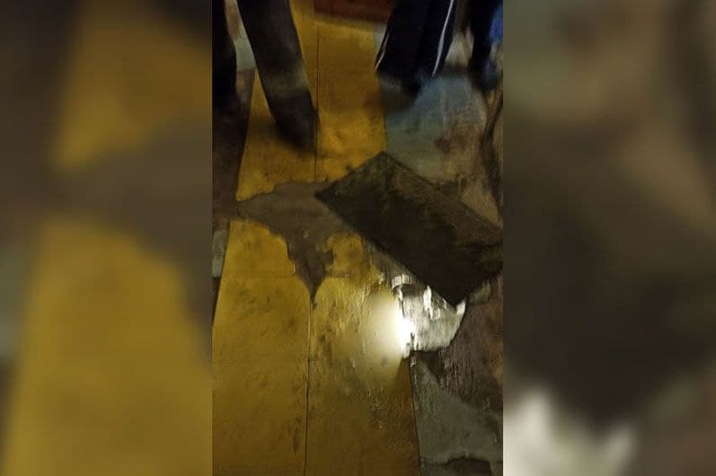 В Днепре во время тушения пожара мужчина получил ожоги рук - рис. 1