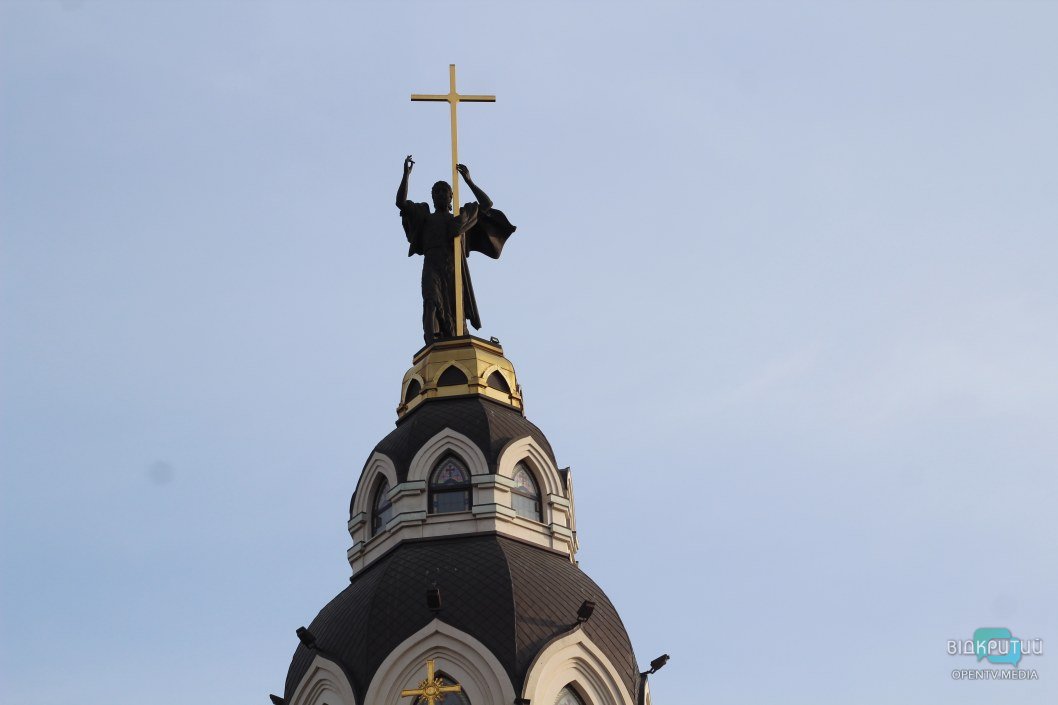 В храме на набережной Днепра замироточила икона (ФОТО) - рис. 2