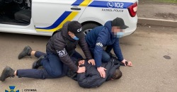 В Кривом Роге полицейского поймали на взятке в 40 тысяч гривен - рис. 9