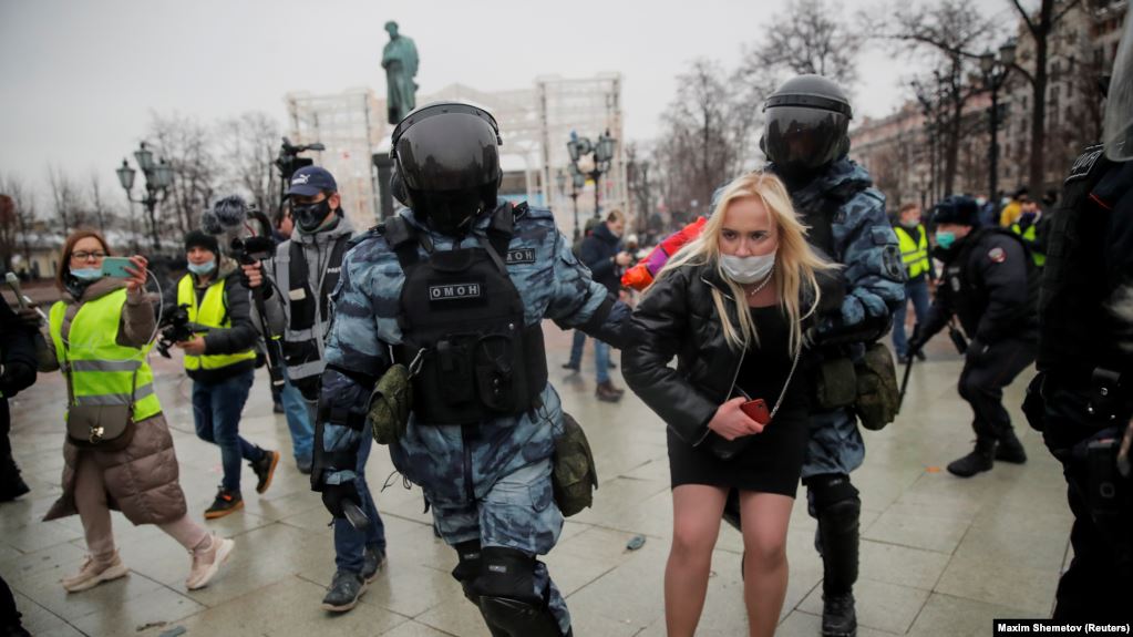 На митингах в поддержу Навального задержали почти 3,5 тысячи россиян - рис. 1