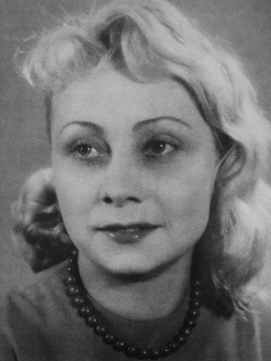 В Днепровской больнице им. Мечникова известная актриса отметила 93-летие - рис. 3