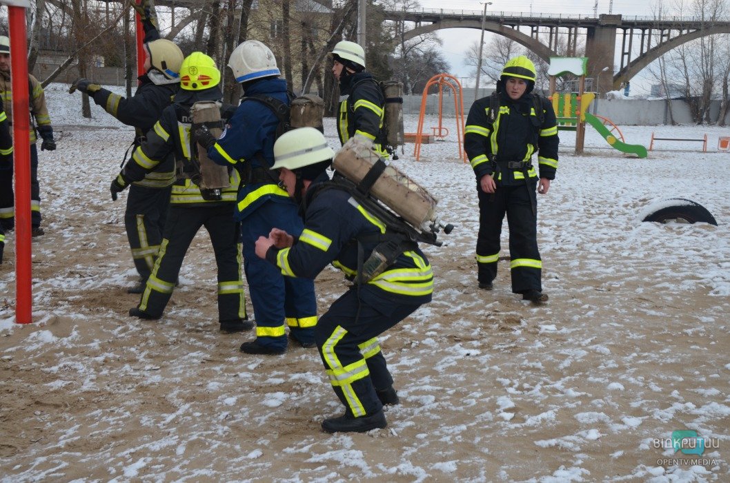 Все по плечу: спасатели Днепропетровской области прошли тест на выносливость - рис. 9