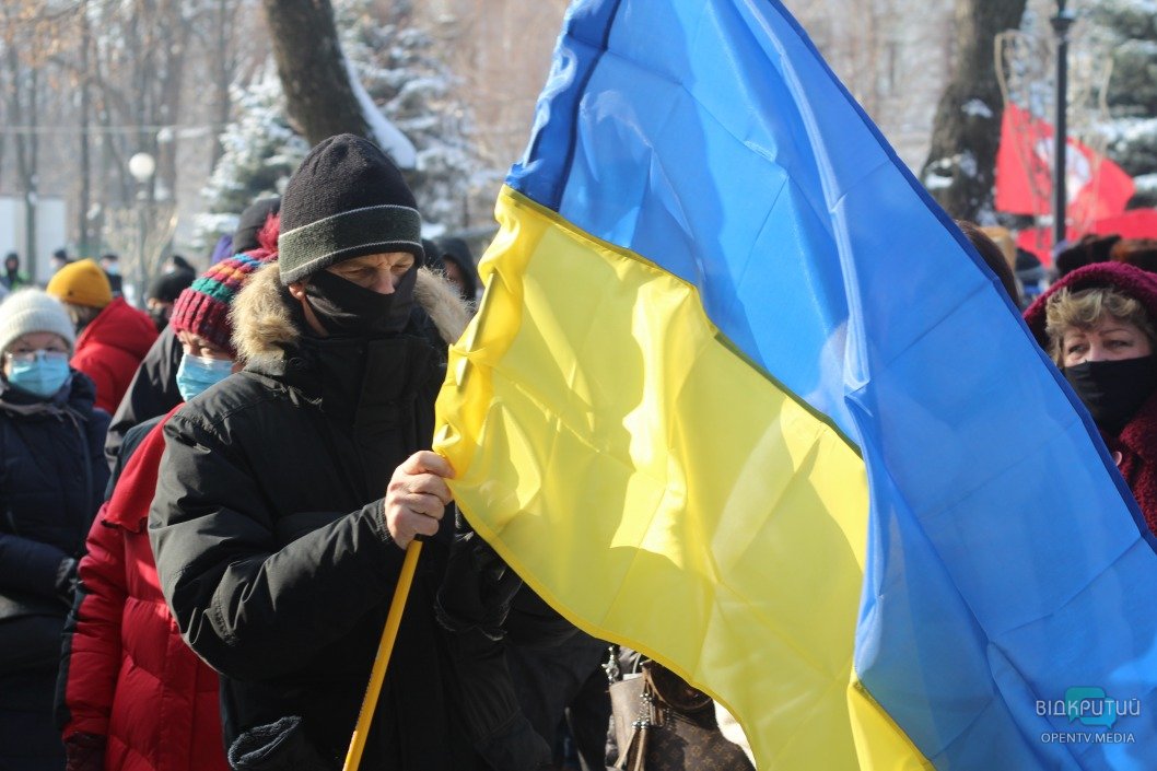 В Днепре прошел митинг против повышения тарифов на коммунальные услуги (ФОТОРЕПОРТАЖ) - рис. 19