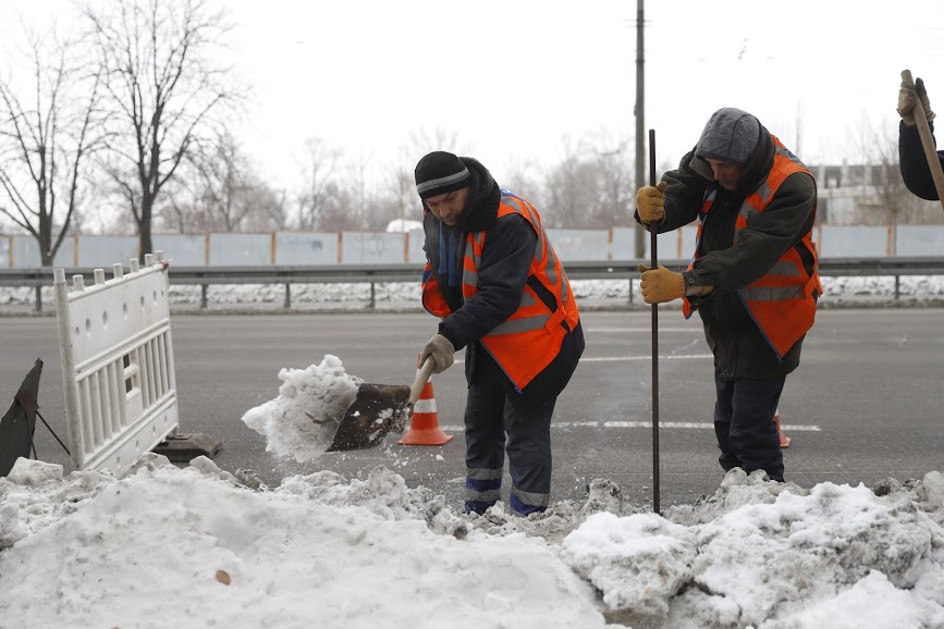 Потоп отменяется: в Днепре готовят ливневки к приему талого снега - рис. 5