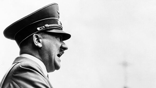 Как в Днепре праздновали день рождения Гитлера: опубликовано фото - рис. 2