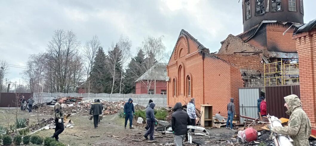 Как под Днепром восстанавливают сгоревший на Крещение храм (ФОТО) - рис. 2