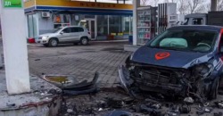 В Днепре девушка на арендованном авто угодила в жуткое ДТП - рис. 21