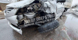 В Днепре автомобиль Dacia, объезжая лужу, столкнулся с грузовиком - рис. 5