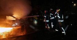 В Кривом Роге полностью сгорел автомобиль - рис. 12