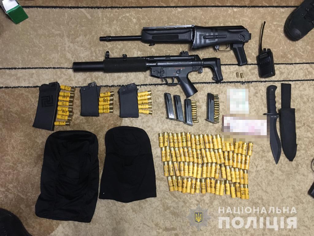 В Днепропетровской области задержаны рэкетиры, терроризировавшие местных фермеров - рис. 2