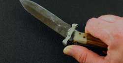 В Новокадацком районе Днепра женщина ударила ножом своего мужа - рис. 21