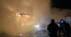 Ночью в Павлограде горел жилой дом (ВИДЕО) - рис. 4