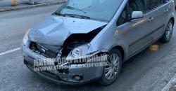 В Днепре на проспекте Поля столкнулись две машины: видео момента ДТП - рис. 17