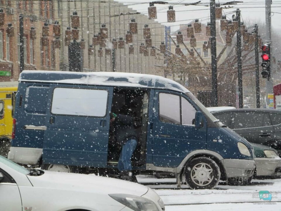 Днепр опять накрыл снегопад: как сейчас выглядит центр (ФОТО) - рис. 10