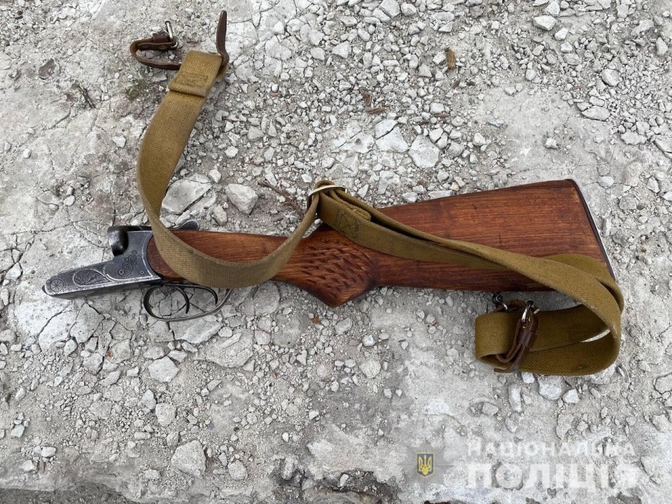 В Днепропетровской области полиция изъяла оружие и боеприпасы - рис. 1