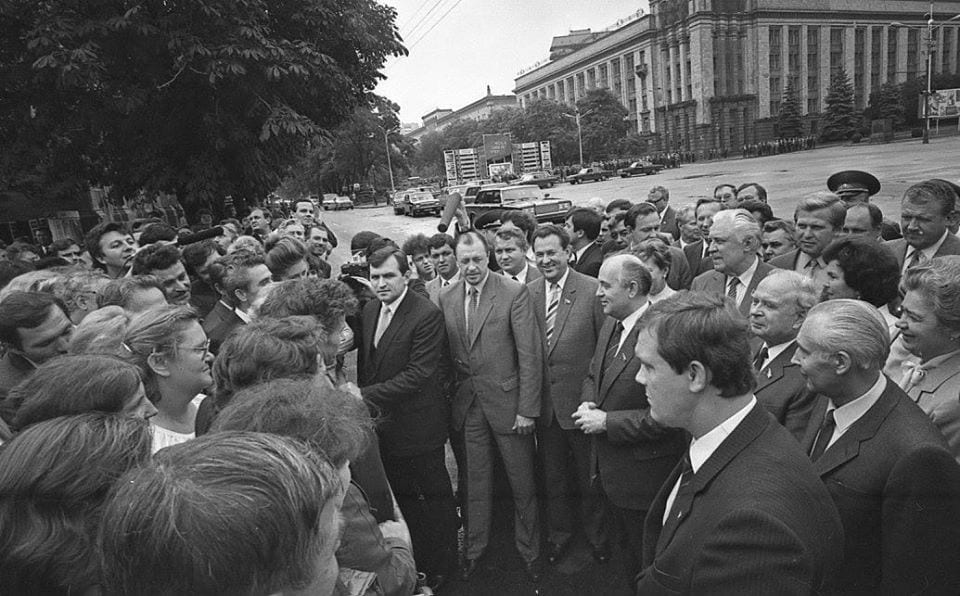 Горбачеву - 90: как экс-президент СССР посещал Днепр (ФОТО) - рис. 1
