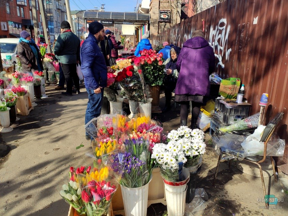 Цена внимания: сколько стоит купить цветы 8 марта в Днепре - рис. 9