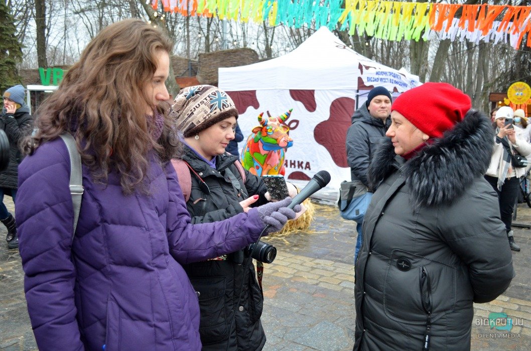 В Днепре установили национальный рекорд по приготовлению самого длинного блинного рулета (ФОТО) - рис. 8
