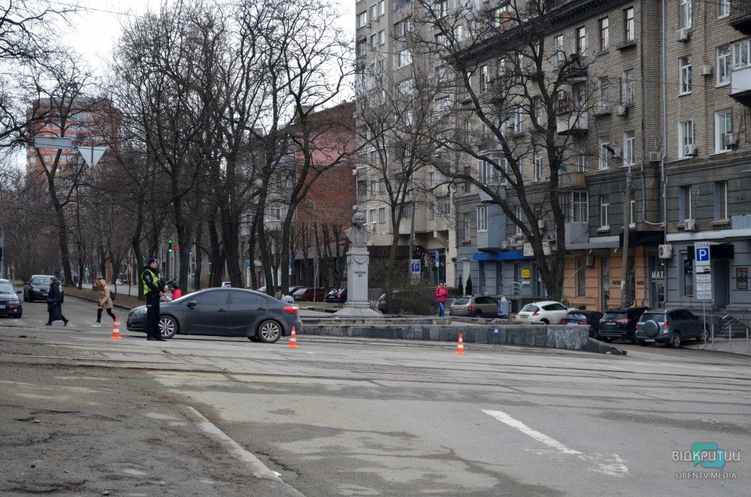 «Борьба продолжается»: в центре Днепра прошел марш ко Дню добровольца (ФОТО) - рис. 13