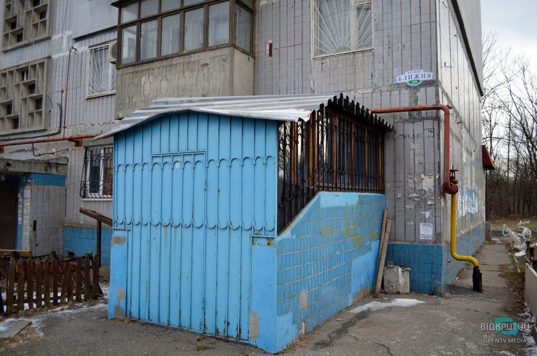 В Днепре на Западном заметили чудо-пристройку к квартире: владельцу оставили предписание - рис. 3