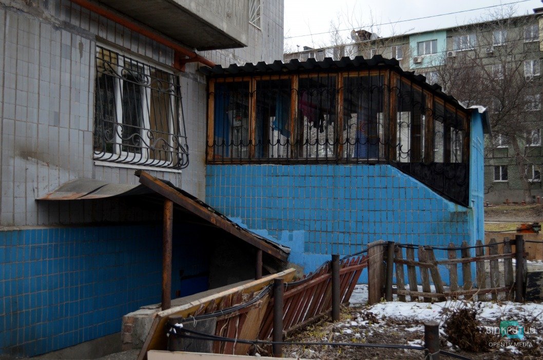 В Днепре на Западном заметили чудо-пристройку к квартире: владельцу оставили предписание - рис. 4