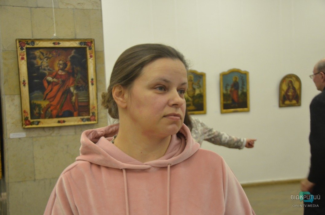 В Днепре в художественном музее открылась выставка икон - рис. 2