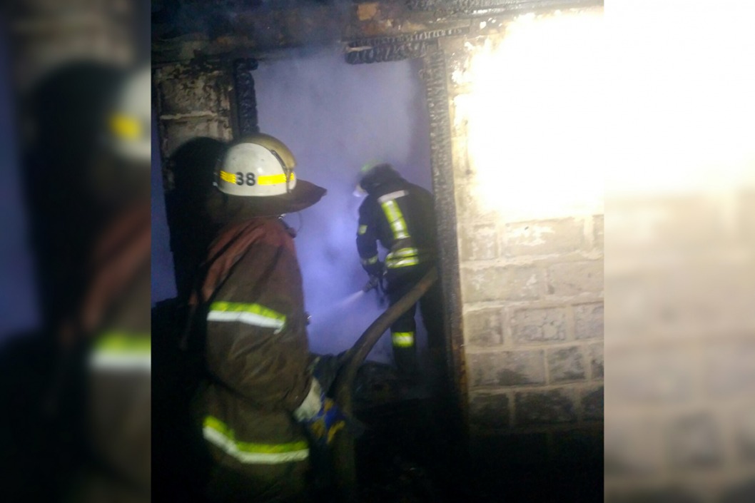 В Пятихатском районе ночью полностью сгорел частный дом - рис. 2