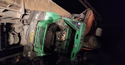 В Кривом Роге поезд протаранил грузовик: пострадали 5 человек - рис. 4