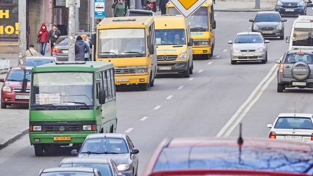 На кону 28 автобусных маршрутов: в Днепре объявили новый тендер для перевозчиков - рис. 1