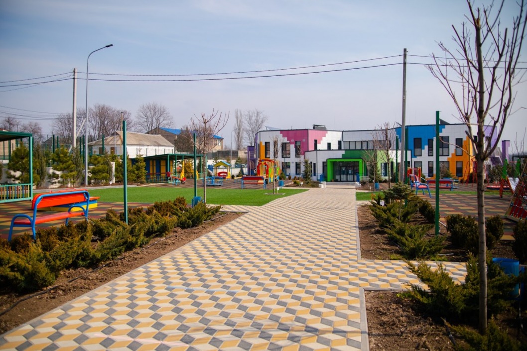 В Подгородном работает детский сад с солнечными панелями на крыше - рис. 2