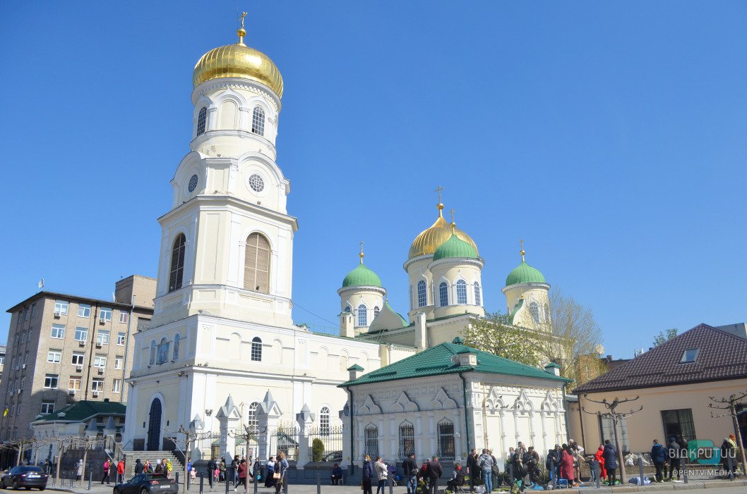Как православные Днепра празднуют вербное воскресенье (ФОТО) - рис. 1
