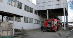 В Днепре горел цех предприятия на улице Привокзальной (ВИДЕО) - рис. 15