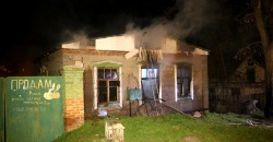 В Днепре во время пожара в частном доме погибли два человека (ФОТО + ВИДЕО) - рис. 16