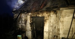 В Днепре в частном секторе полностью сгорела баня (ФОТО) - рис. 5