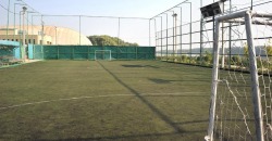 Возле одной из днепровских школ появилось современное футбольное поле - рис. 4