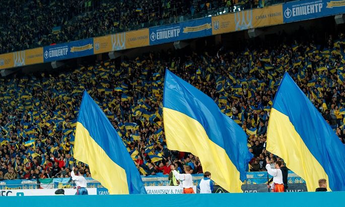 Сборная Украины проведет товарищеский матч со зрителями на Днепр-Арене - рис. 1