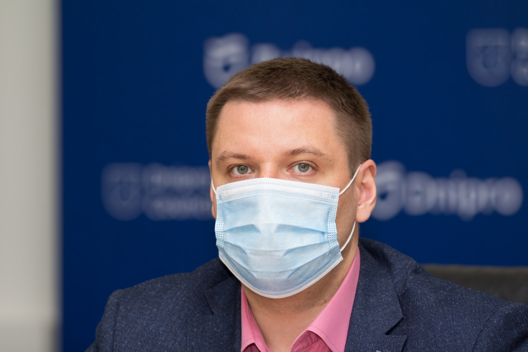 Сегодня в днепровских больницах от коронавируса лечится 683 человека - рис. 1
