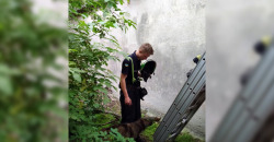 В Днепре спасатели пришли на помощь попавшей в беду собаке - рис. 9