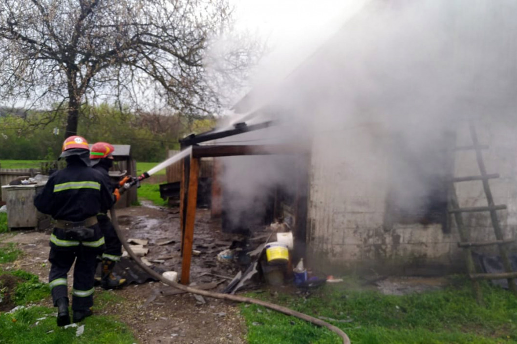 В Днепропетровской области во время пожара погиб мужчина (ФОТО+ВИДЕО) - рис. 2