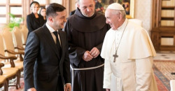 Президент Зеленский пригласил Папу римского в Украину - рис. 2